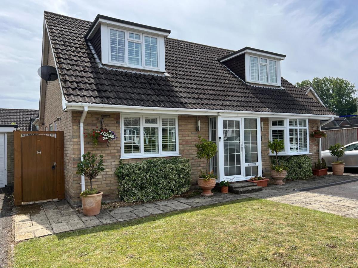 No 64 Bed And Breakfast Lymington Exterior foto